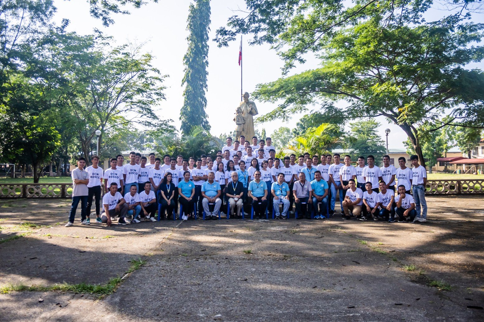 Kicking Off the 2023 School Year: Don Bosco TVET-Victorias Trainees Take a Class Picture in the Quadrangle